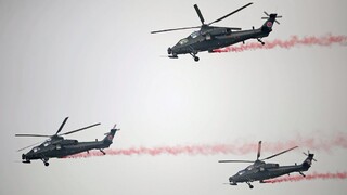 čína vrtuľníky (SITA/AP)